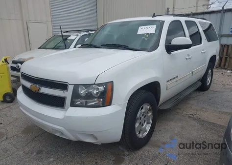 2013 Chevrolet Suburban 1500 Lt z USA, uszkodzony, nr VIN 1GNSCJE02DR239766